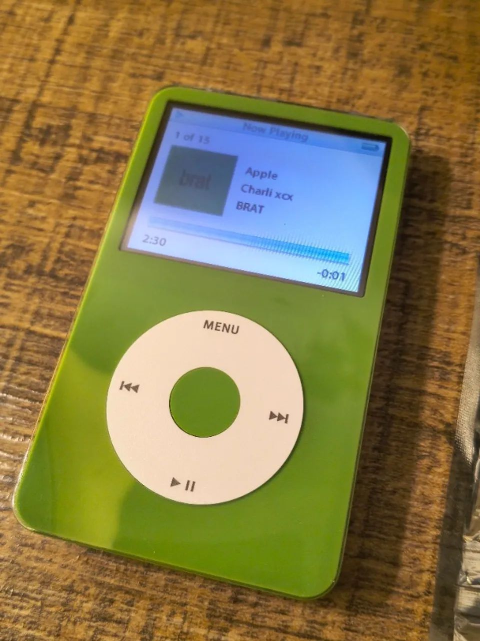 iPod Classic 5a Ger. - 256gb - bateria 3000mAh nova. tela