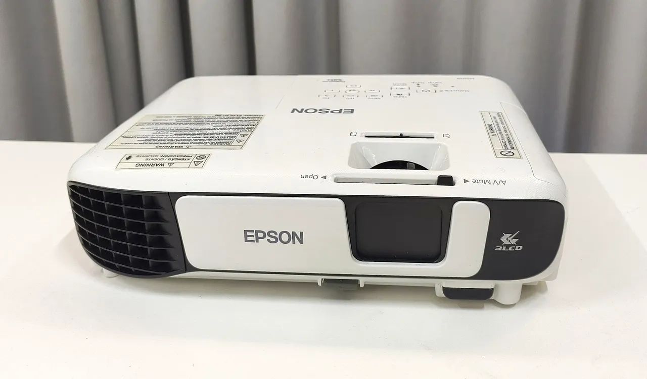 Projetor Epson S41+ 3.300l PROFISSIONAL - Foto 2