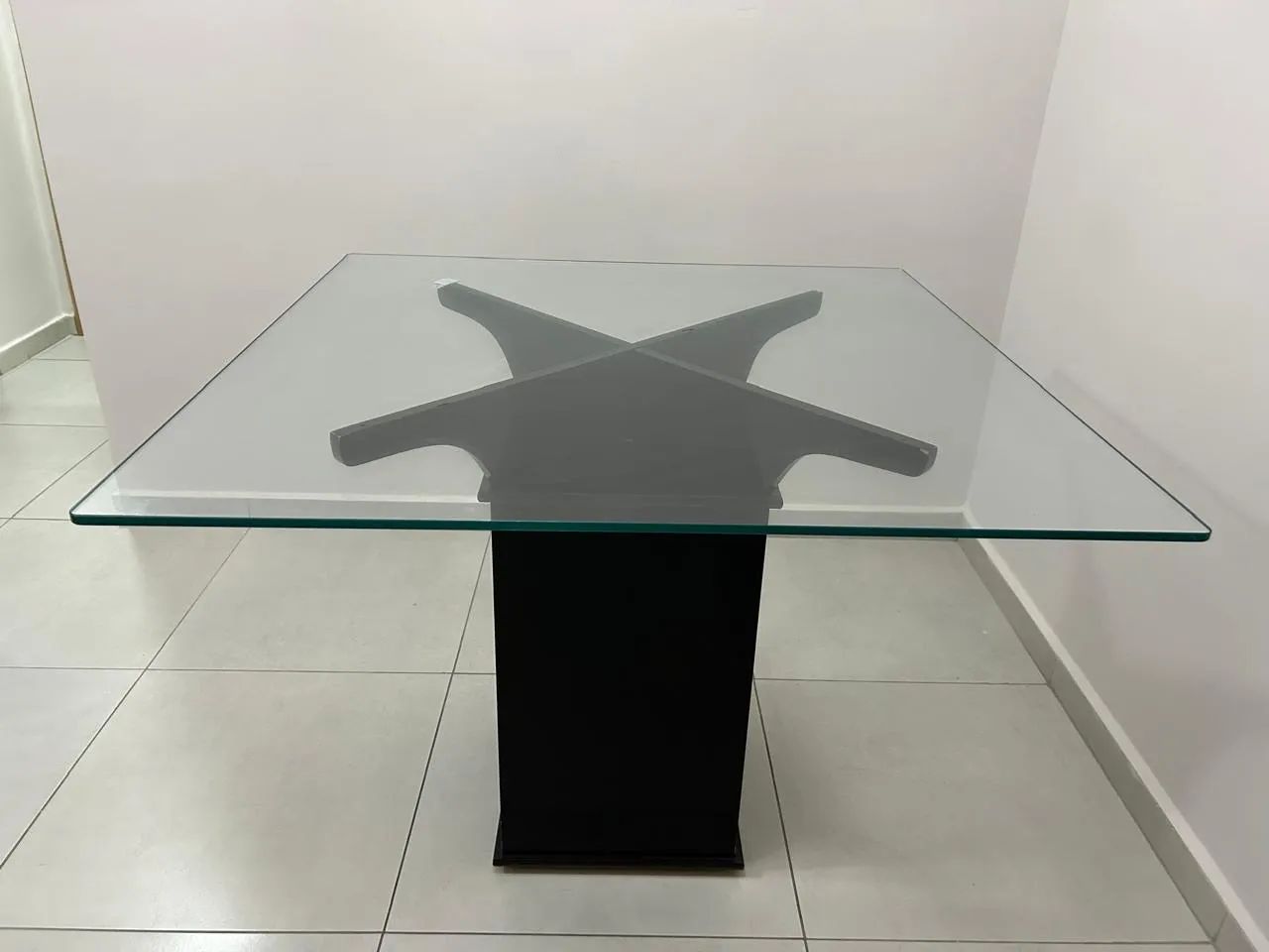 Mesa MDF, Tampo de Vidro  - Foto 2