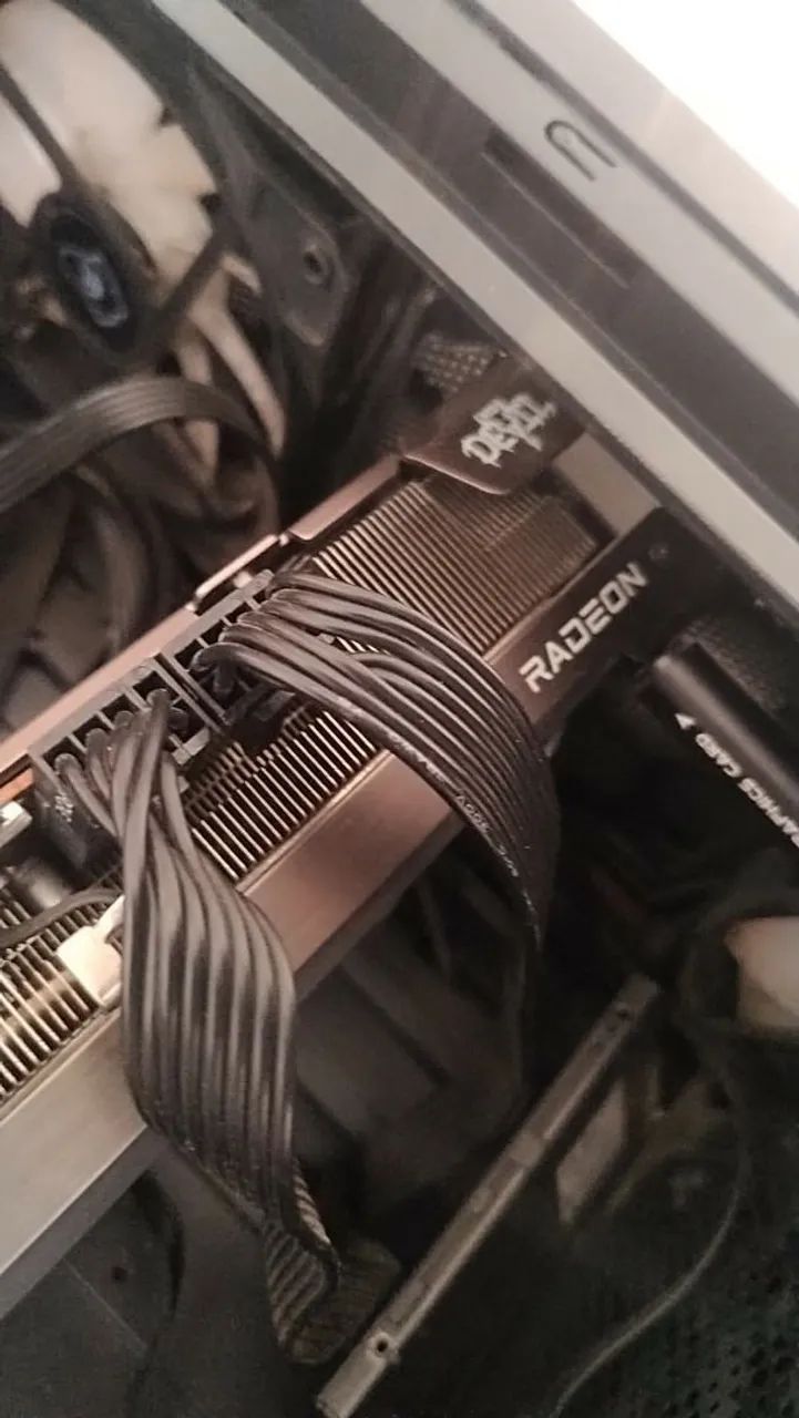 Rx 6700 XT 12gb Red Devil - Foto 2