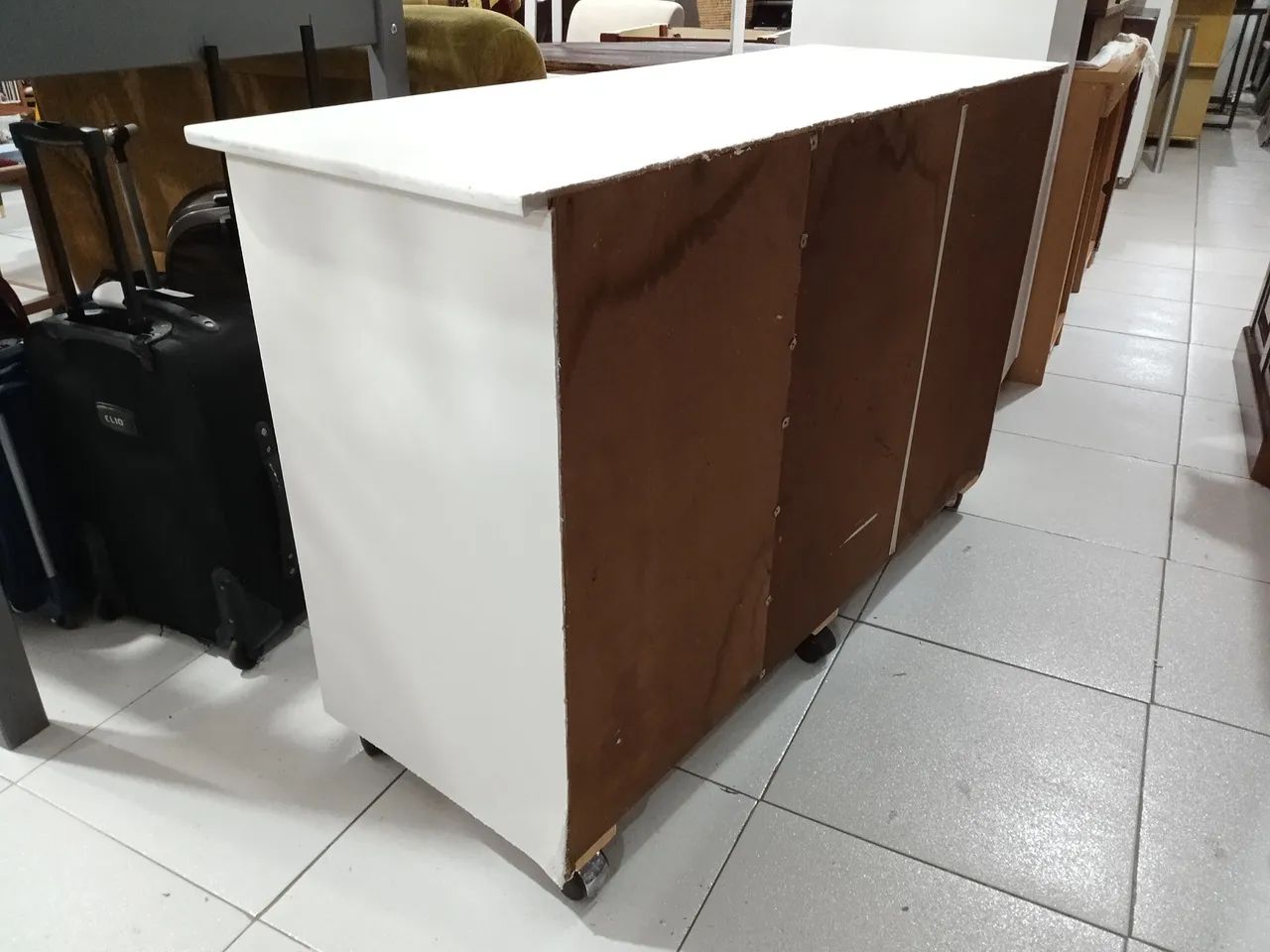 Cômoda Branca com Gavetas e Armário  - Foto 3