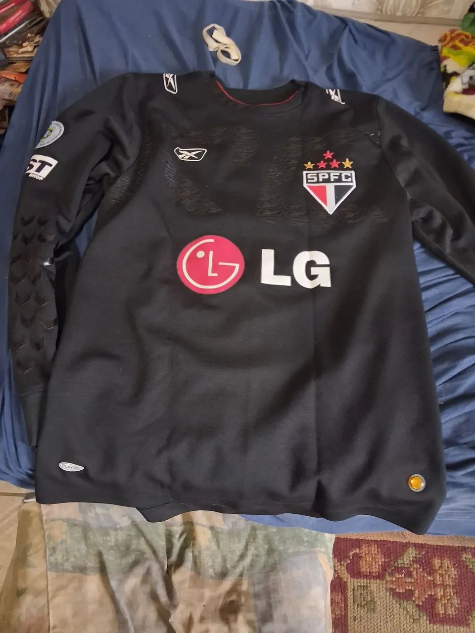 Camisa  usada 