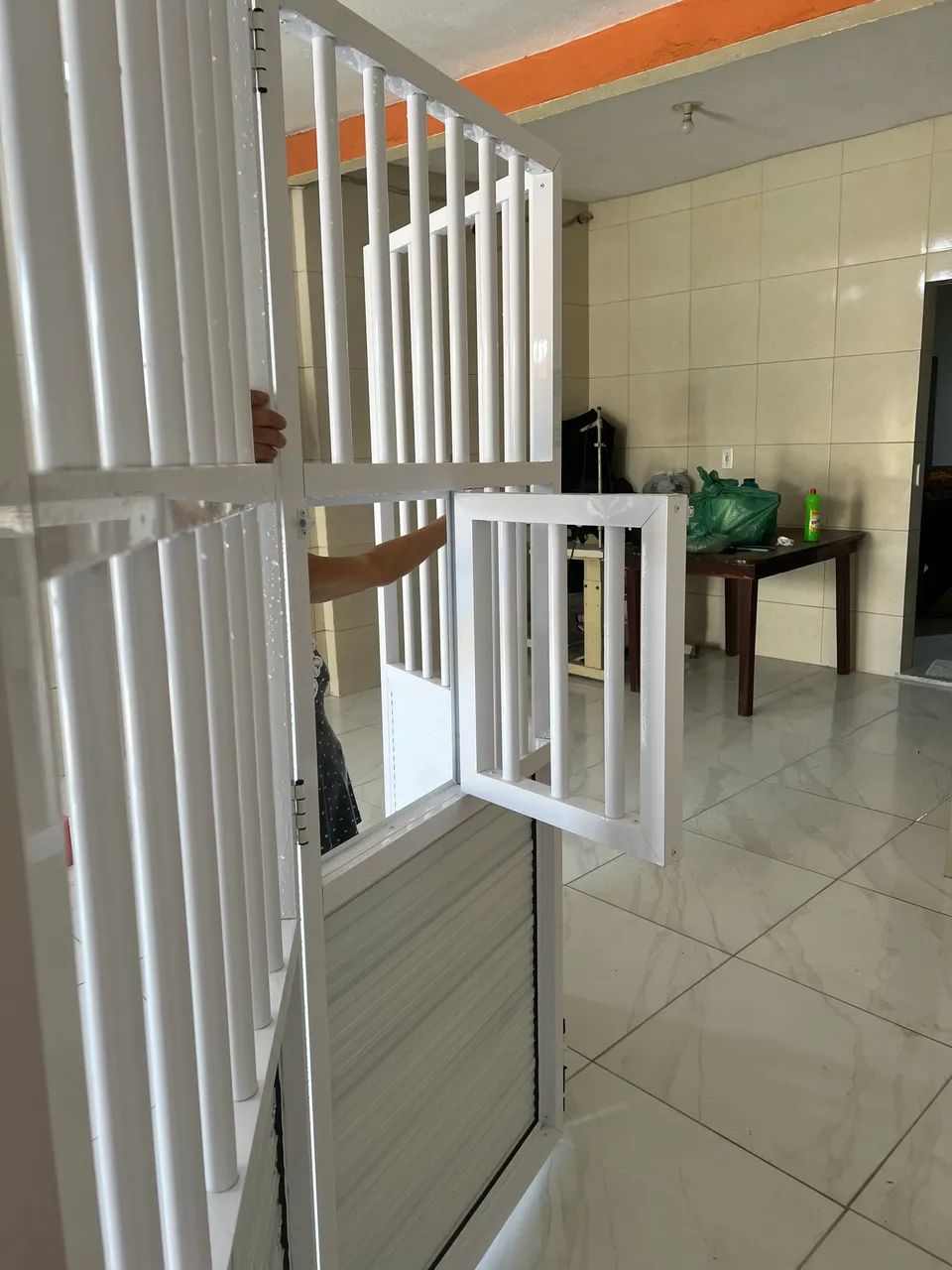 Portão de alumínio Branco  - Foto 2
