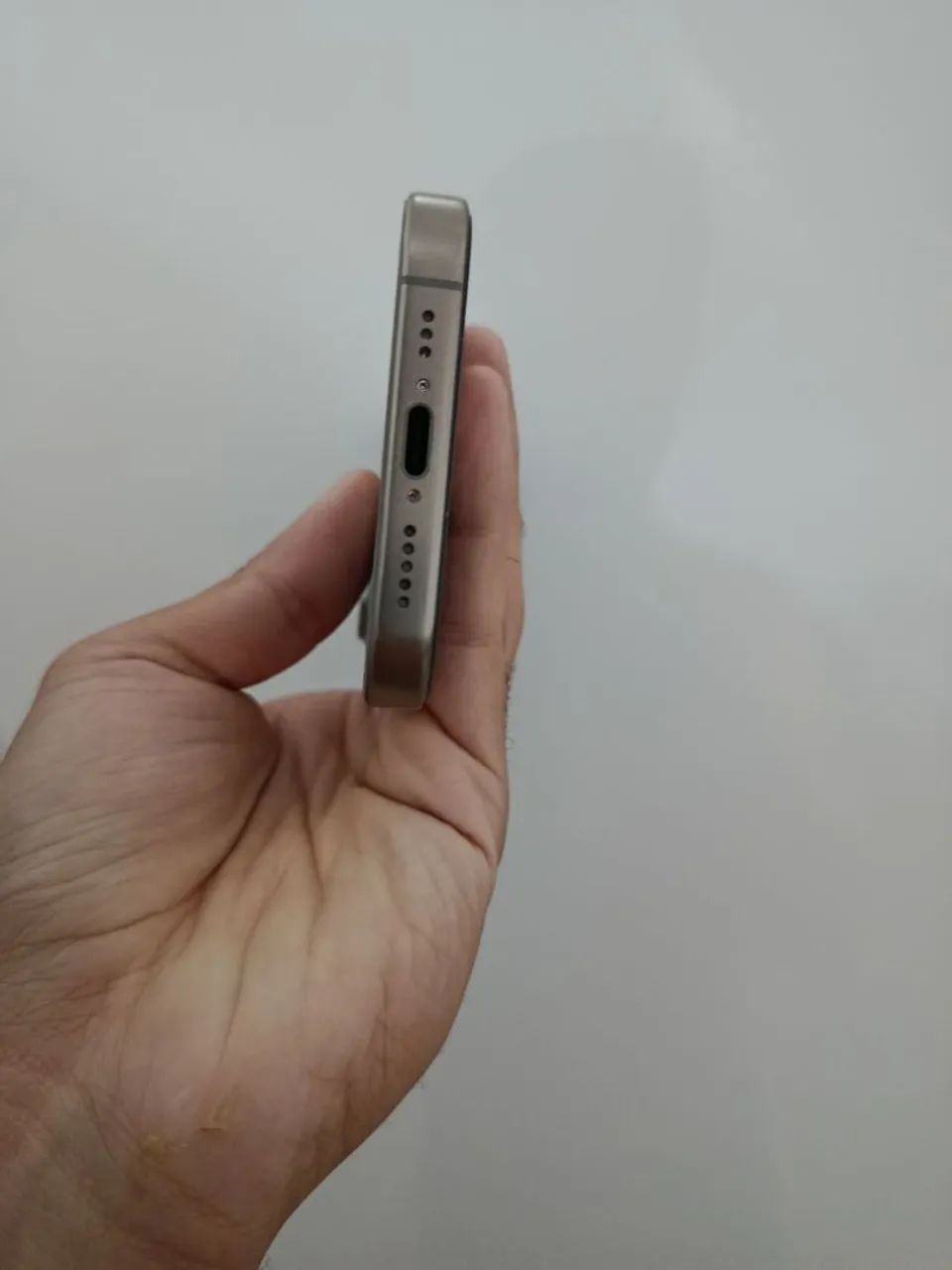 IPHONE 15 PRO  - Foto 5
