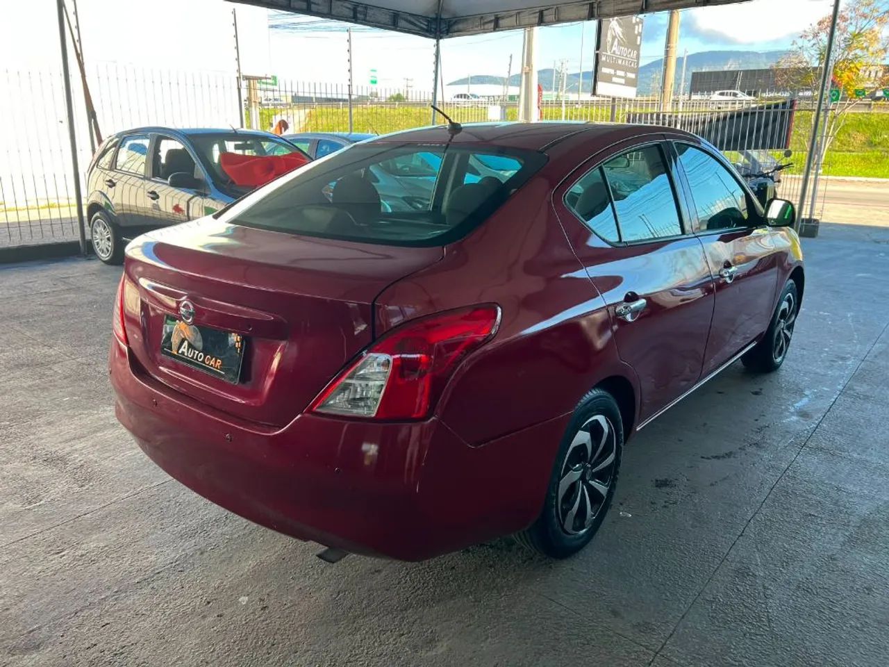 Nissan Versa SV 1.6 16V Flexstart 4P Mec. 2014 - Foto 3