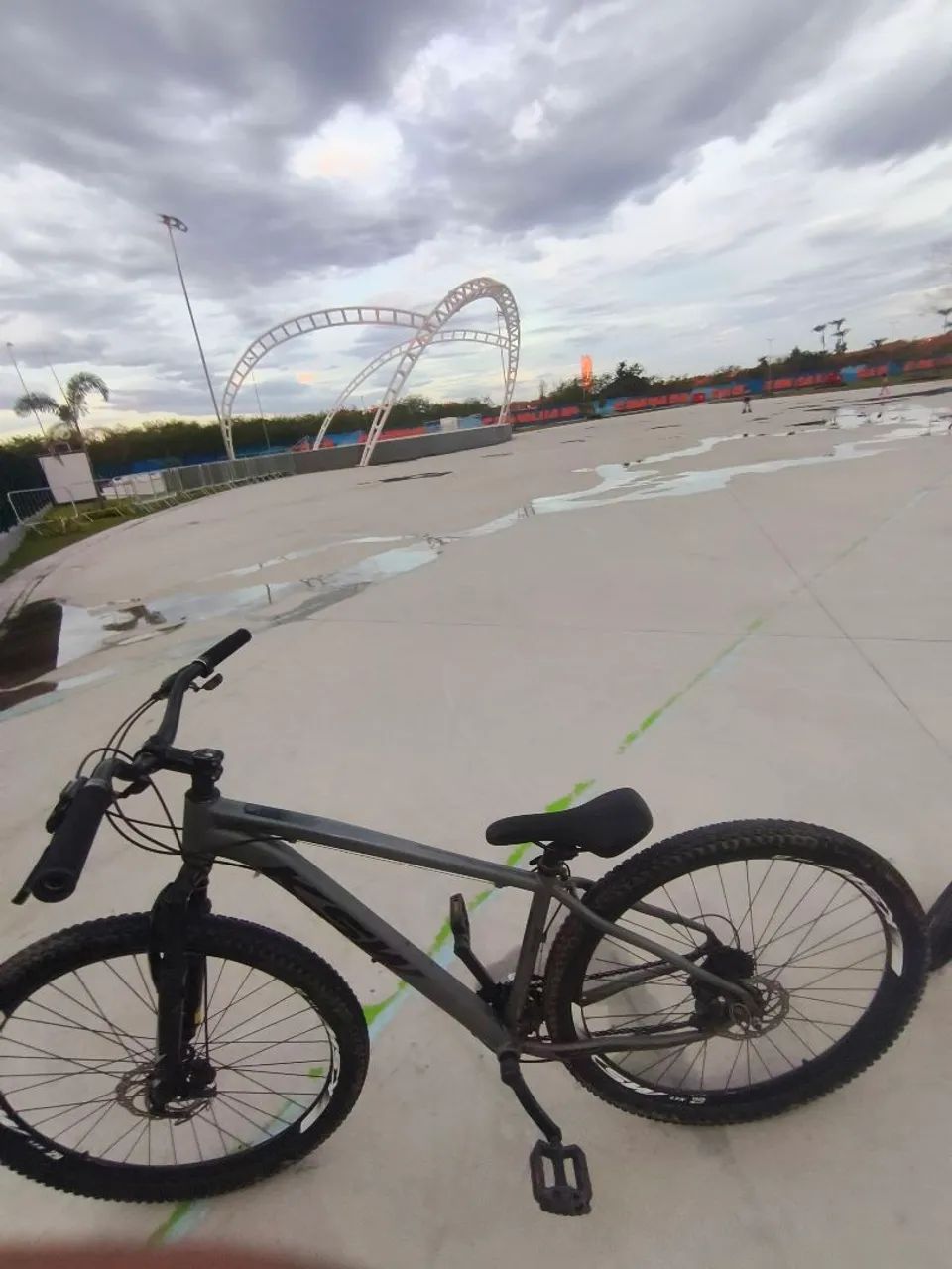 Vendo essa KSW para comprar outra bicicleta  - Foto 4