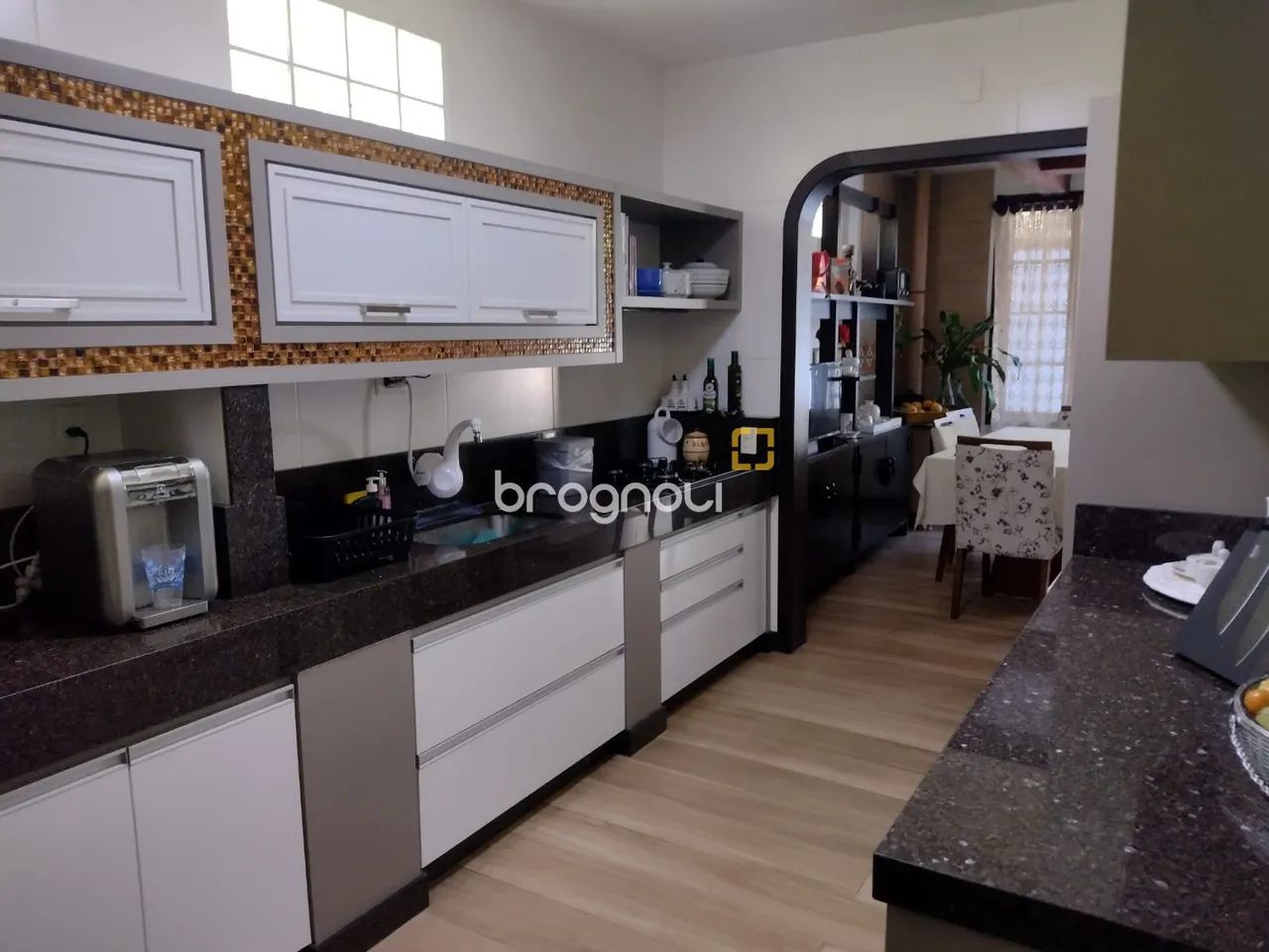 Casa com 4 quartos, suíte com closet, piscina e vista mar permanente, Saco dos Limões/Flor - Foto 4