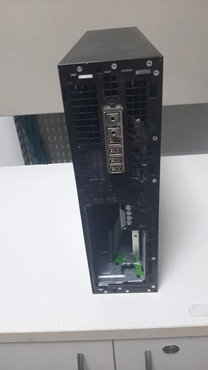 PC HP COMPAQ 8200 ELITE SMALL FORM FACTOR 240GB 12GB DE RAM *sem painel frontal*