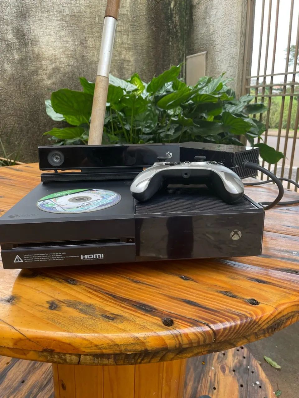 Xbox one com kinect e controle com PÉS 21 - Foto 2