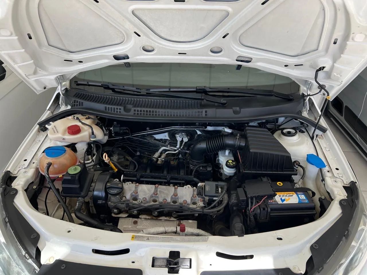 Volkswagen Saveiro Robust 1.6 Total Flex 8V 2017 - Foto 2