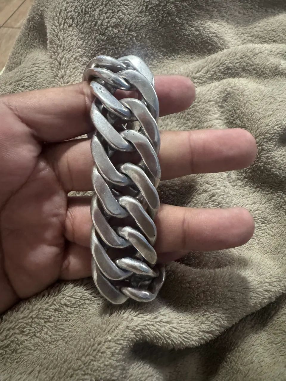 Pulseira grossa de prata  - Foto 3