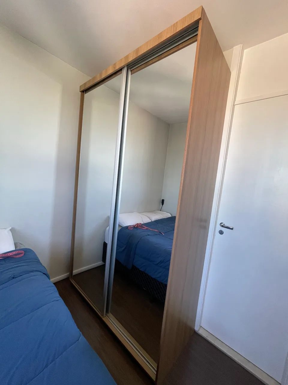 Guarda Roupa Solteiro