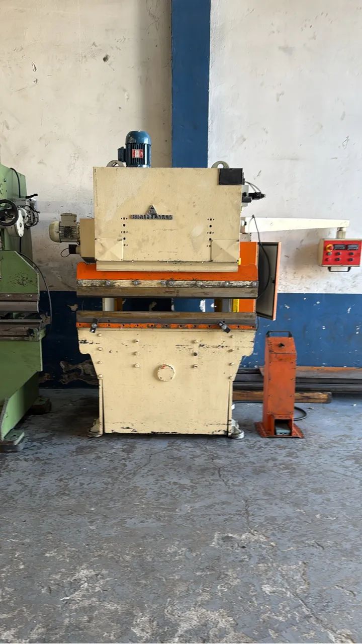 Dobradeira Braffeman PVH 1225  - 1250 X 22 tons 
