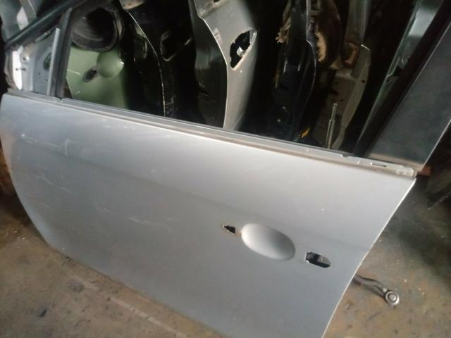 Porta dianteira esq fiat bravo - Foto 2