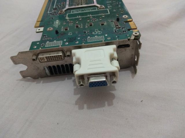 Placa de vídeo NVidia GTX560