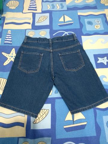 Bermuda jeans infantil tamanho 12 - Foto 2