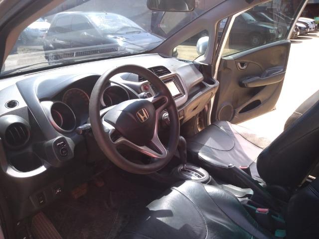 Fit 1.4 LX prata 2011 / banco couro / aut. / completo flex/gnv - Foto 6