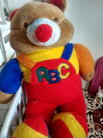Urso gigante