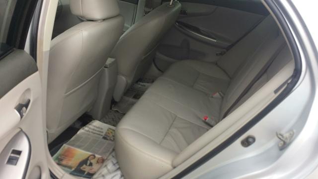 Vendo corolla ou troco - Foto 6