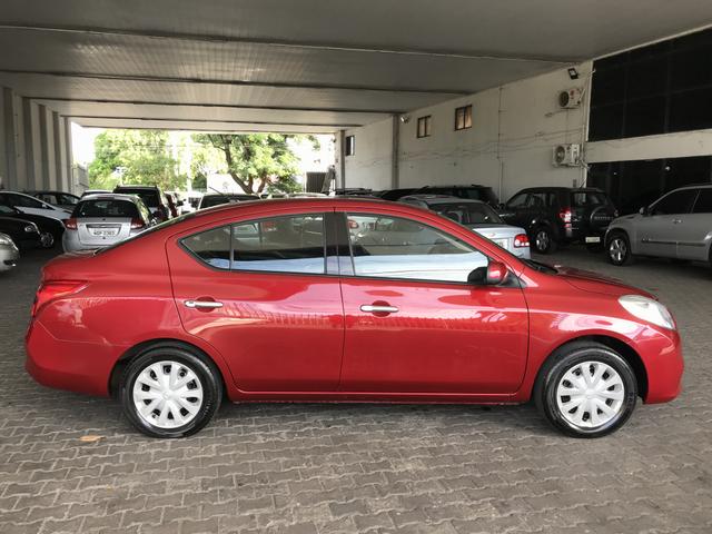 Versa 1.6 SV 2014 (ZERO DE ENTRADA) - Foto 2