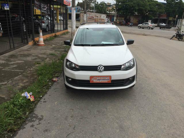 (SEM ENTRADA) Saveiro Trendline G6 CS 1.6 2015 Menos Ar - Foto 5