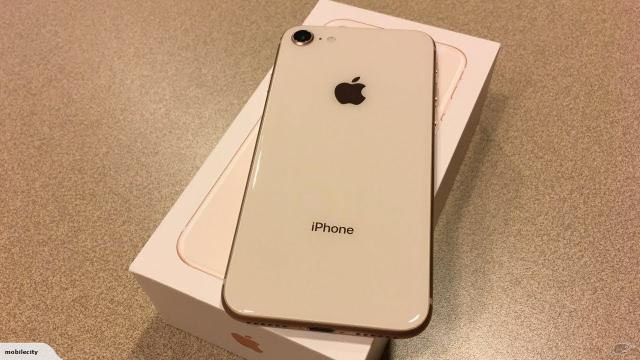 IPhone 8 Dourado 64GB (oportunidade) - Foto 2