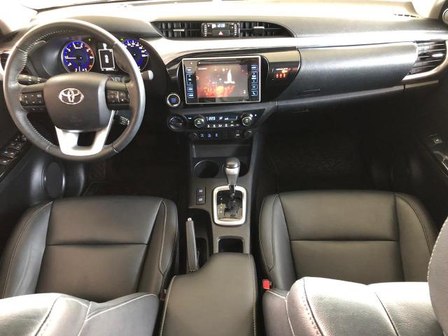 ToYotA HiLuX SRX 2.8-L_AUT._4x4_ExtrANovA_LacradAOriginaL_RevisadA_ - Foto 6