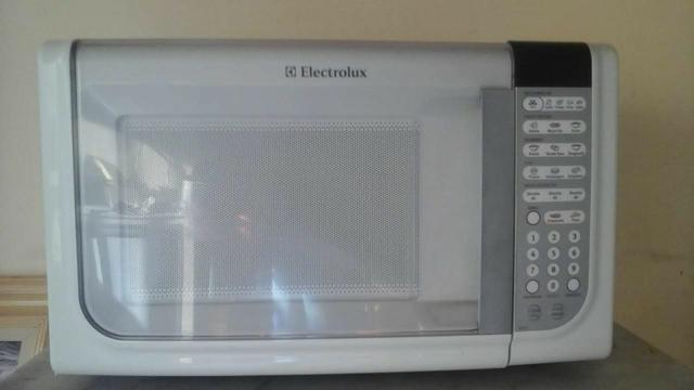 Microondas Electrolux MEF41 - Comendador Soares - Nova Iguaçu