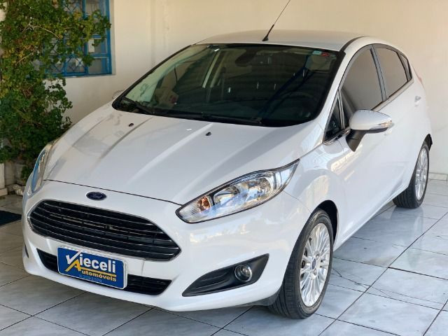 Ford Fiesta Hatch Titanium 1.6 automático 2015, apenas 45.000km, Único dono - Foto 2