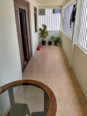 SU00060 - Casa tríplex com 05 quartos em Itapuã - Foto 19