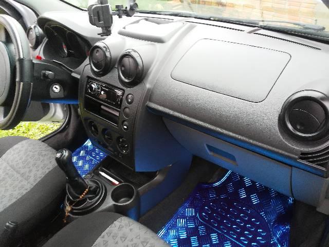 Fiesta Sedan - Foto 7