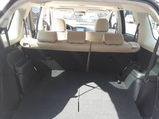 Mitsubishi Outlander 2.2 - Foto 10