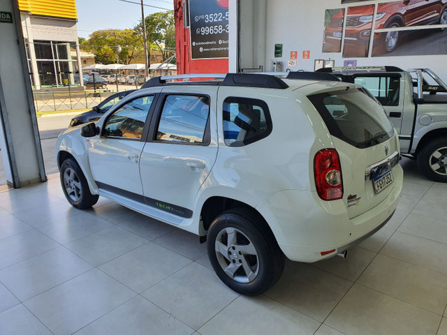 Renault - Foto 17