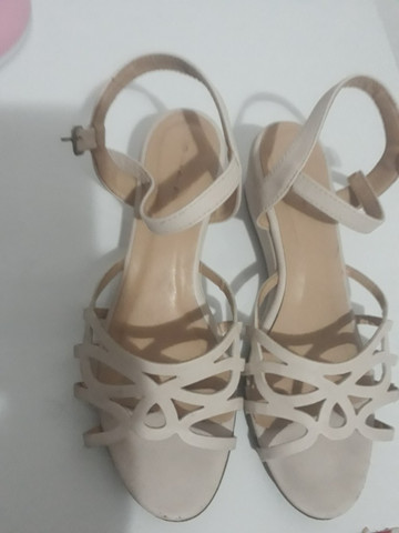 Sandália salto Ana bella baixo