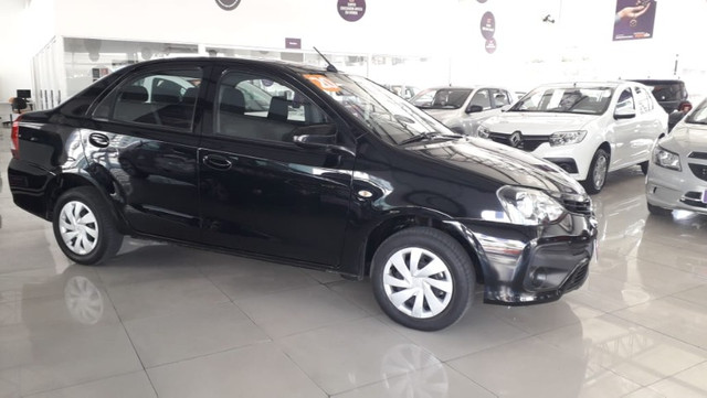 Etios Seda Automatico 2020 - Foto 5