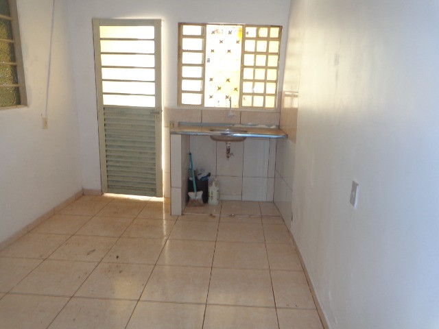 QR 210 Ótimo Lote 233 M² com 4 Residencias IEscriturado - Foto 13