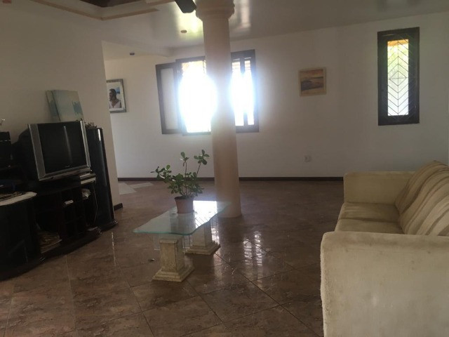 Casa com 3 quartos - Foto 11