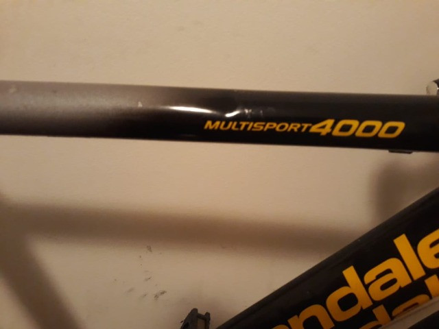 Bicicletas Speed Cannondale Usada - Foto 5