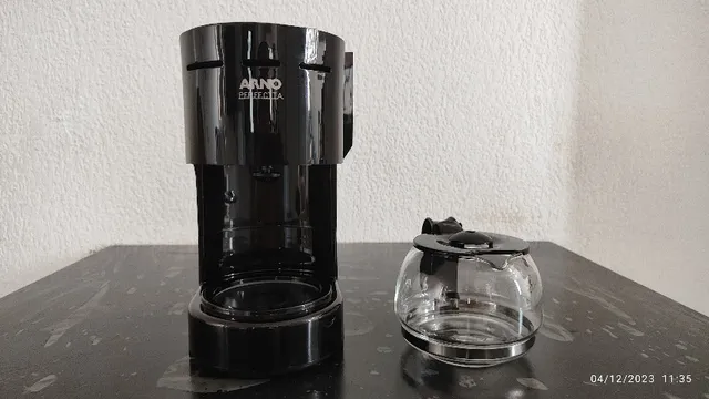 Cafeteira Elétrica Arno Perfectta Inox CFPI