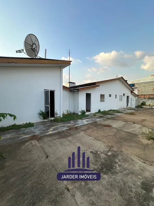 Casa / Bairro beira rio