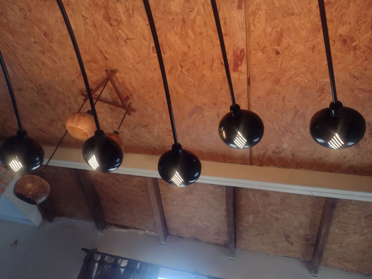 Luminária de luxo importada com 3 ou 4 combinações de iluminação! - Foto 6