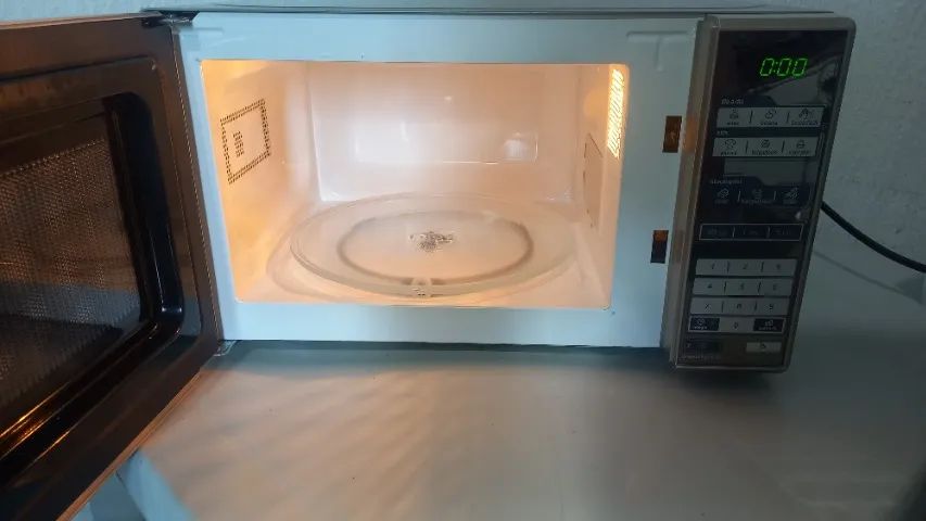 VENDO MICRO-ONDAS MIDEIA INOX - Foto 5