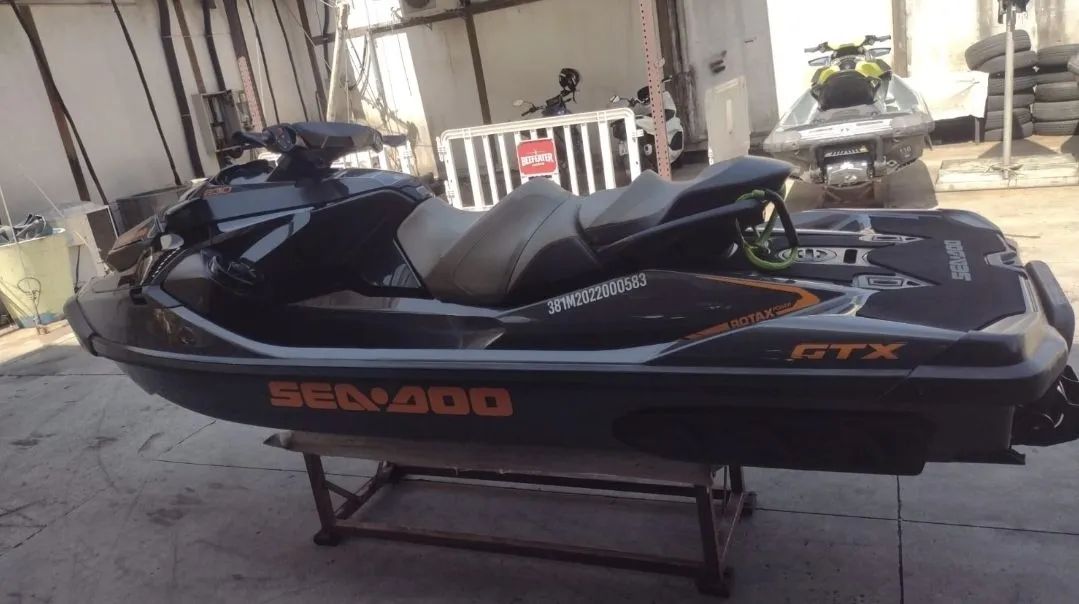 Jet Ski Sea-Doo GTX 230 2021 - Foto 2