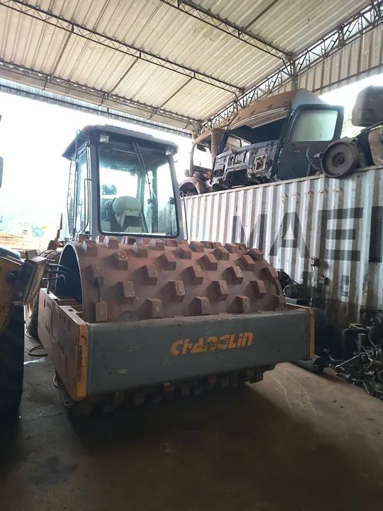 Rolo pé de carneiro e lizo