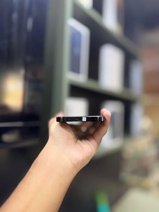 IPhone 14 Pro Max preto 128 gb  - Foto 3