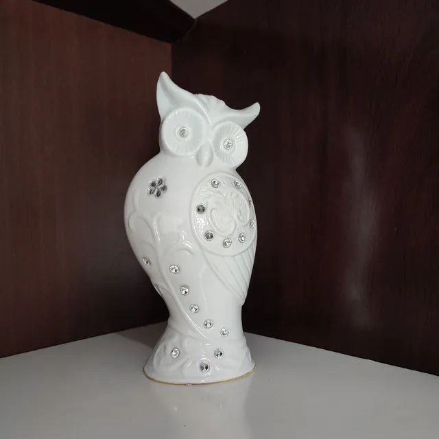 Coruja porcelana pedrarias 
