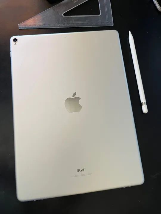 iPad Pro (12.9 pol) 2a geração - 256GB com Apple Pencil - Foto 2