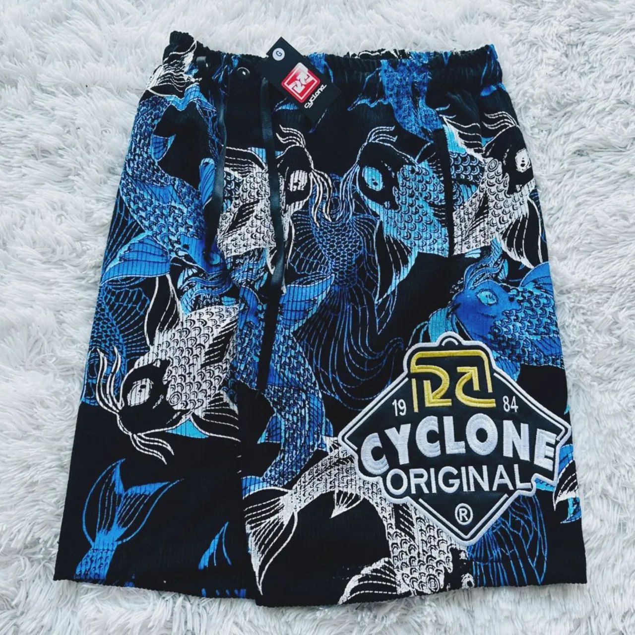 Bermuda Cyclone Veludo Carpa 
