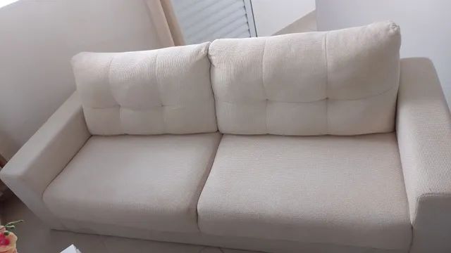 Sofá 3 Lugares Em Linho 2,10cm Bege