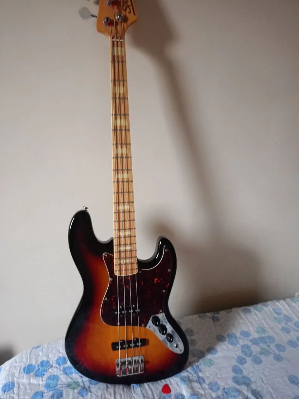 Vendo baixo SX Super conservado